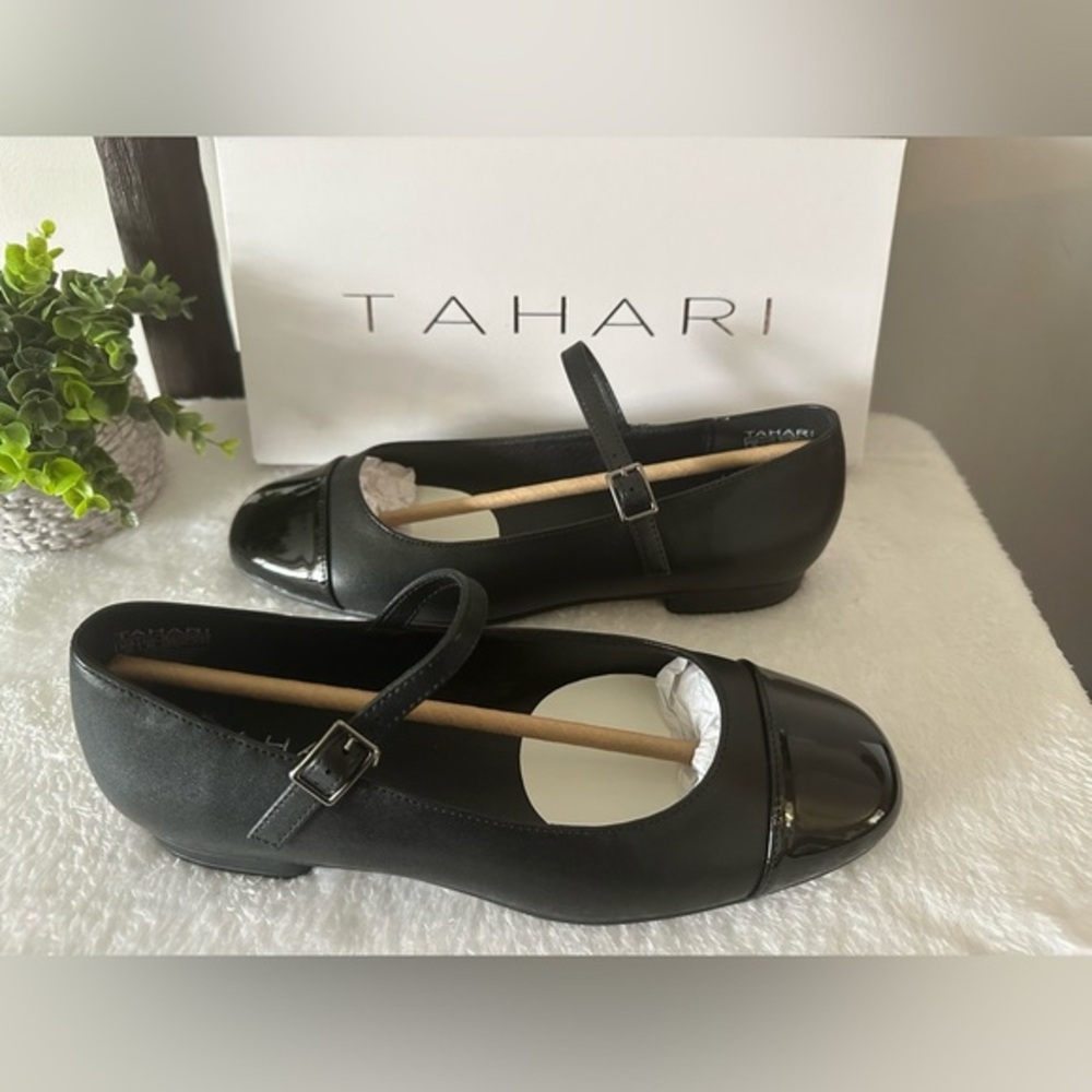 Tahari Black Patent Leather Flats